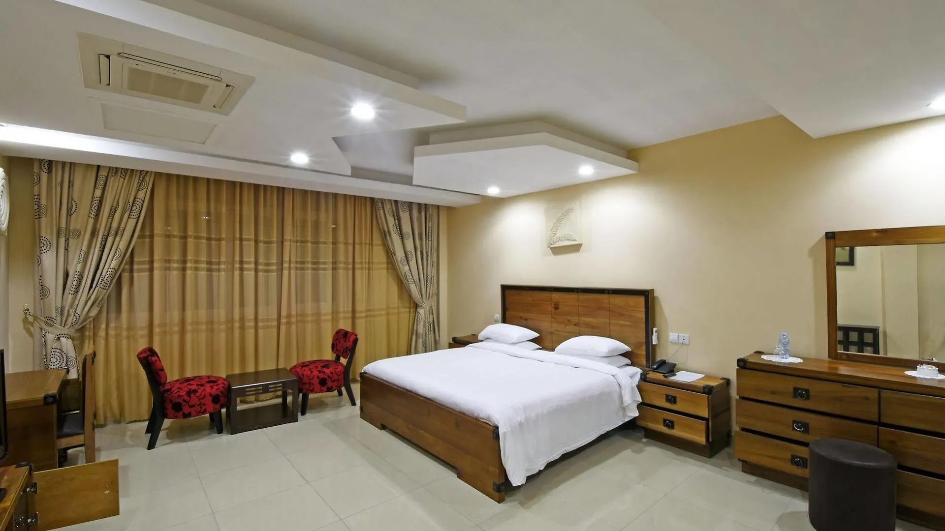 Imperial Golf View Hotel Entebbe